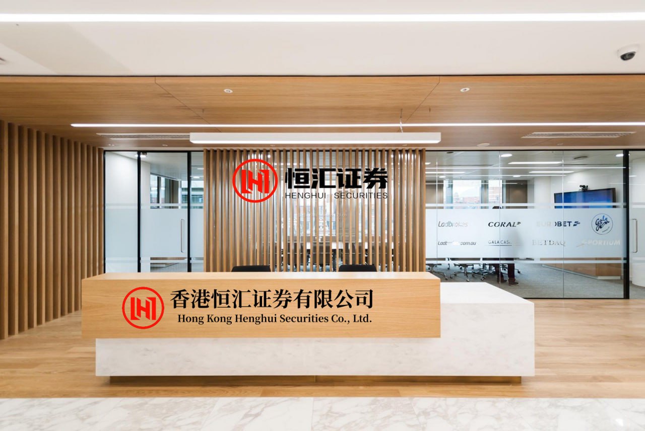 金牌投资 禅心蒲：龙头战法之进攻星线—先锋兵战法龙头战法中的先锋兵战法是一种投资策略，它强调在强势股票的整理平台或上升途中，突然出现向上跳空的十字星或螺旋桨（阳K线、阴K线皆可），即先锋兵，第二天出现覆盖...